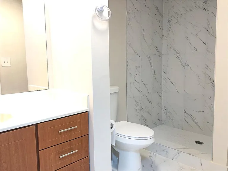 729 NW 92nd Ave #729 — Photo 4