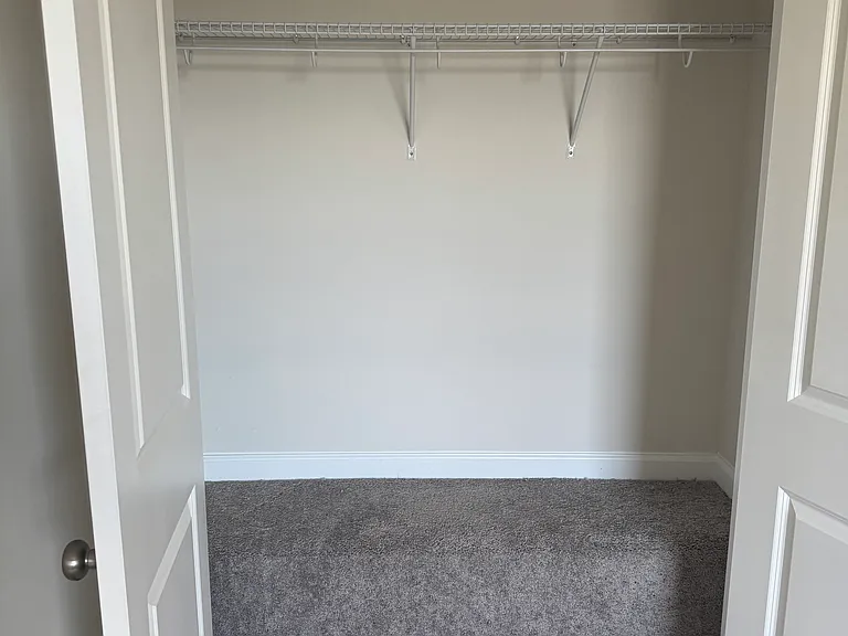 1334 Red Clover Ln — Photo 36