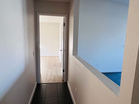 3rd image of 2504 Antoine Ct