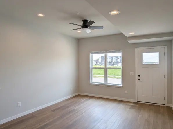 2920 Radicchio Dr, Madison, WI