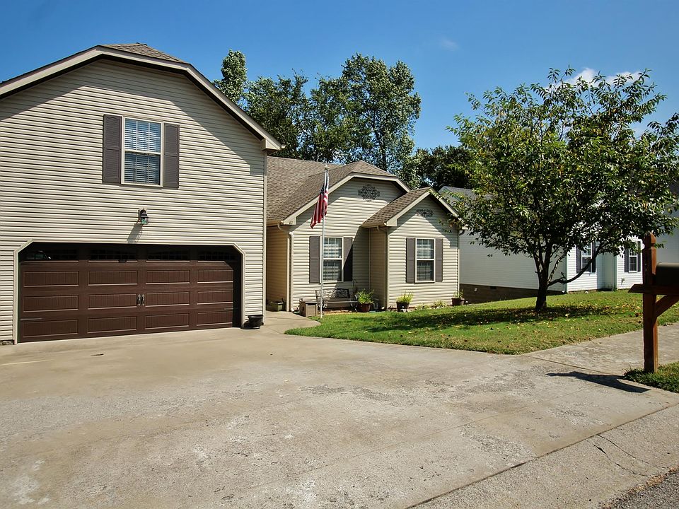 1st image of 411 Zurich Ct