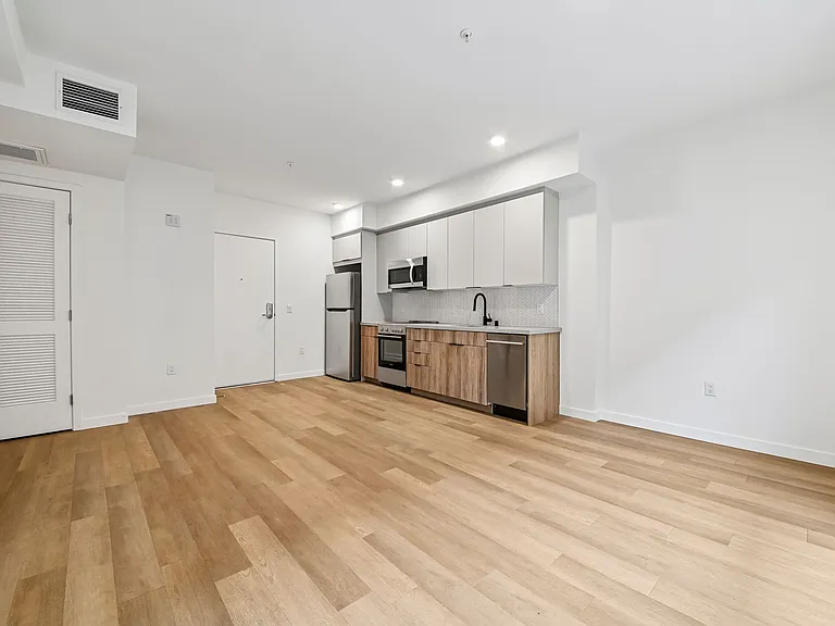738 Normandie — Photo 29