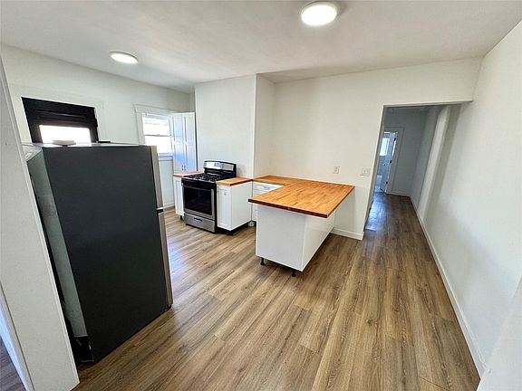 5th image of 7 Hunt St