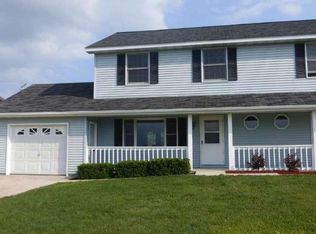 111 Park St, Belgium, WI 53004
