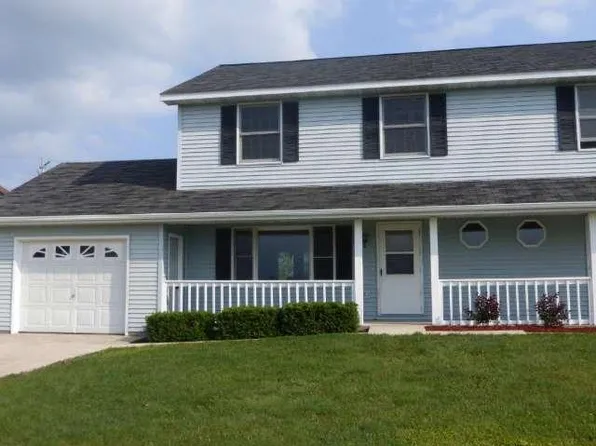 111 Park St, Belgium, WI 53004