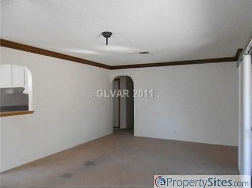 2nd image of 5709 Cabrillo Cir