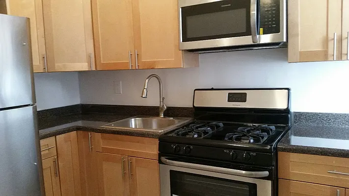 Rented by Cohen Smith Chang LLC | media 7