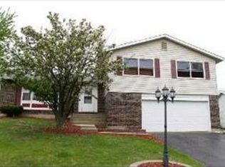 520 W Parkview Ter, Algonquin, IL