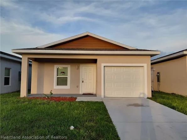 1508 Las Villas Blvd, Sebring, FL 33870
