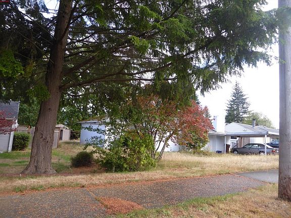 3rd image of 3021 N Bennett St