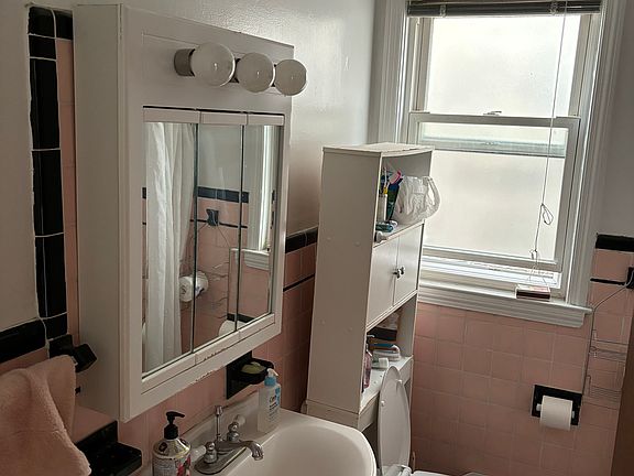 5th image of 5644 N Saint Louis Ave #2