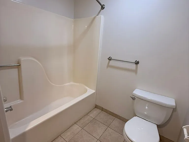 1100 NE Ball Dr — Photo 20