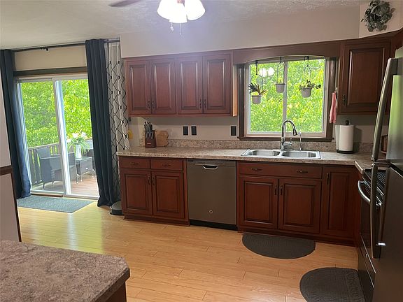 5th image of 10506 Hollis Rd