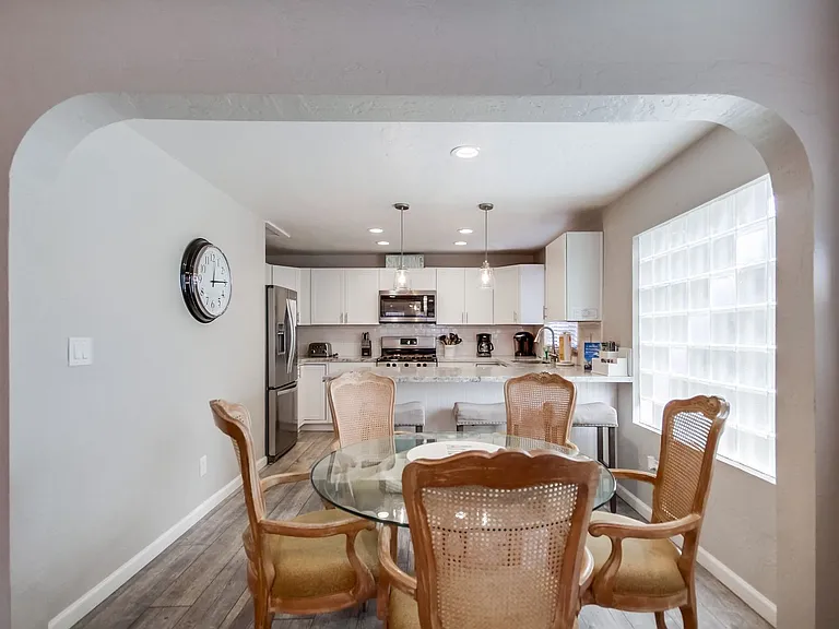 824 Island Ct #1 — Photo 18