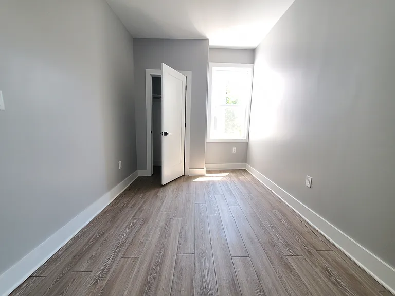 484 Kennedy Blvd #2F — Photo 3
