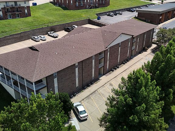 4th image of 913 Southwest Blvd APT 206