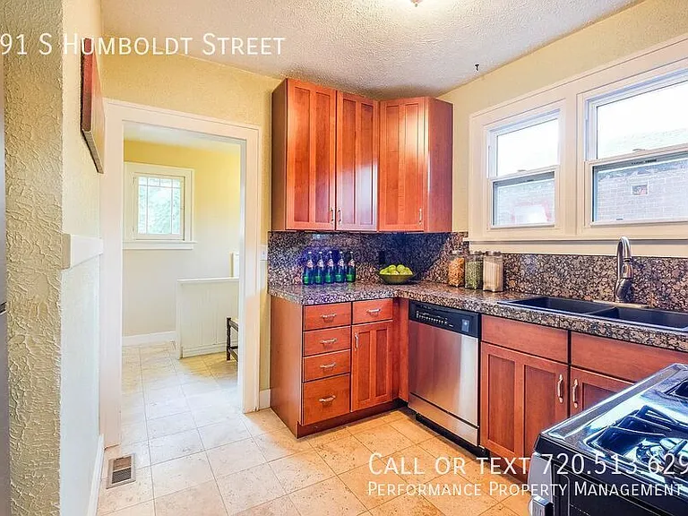 391 S Humboldt St — Photo 9