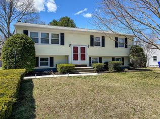 57 Bramble Ln, West Warwick, RI 02893