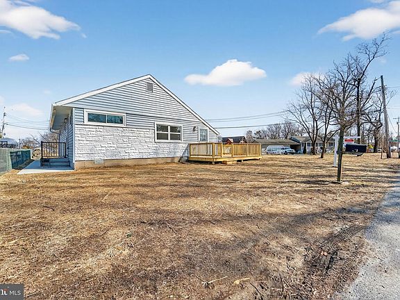 3rd image of 203 Antietam Rd