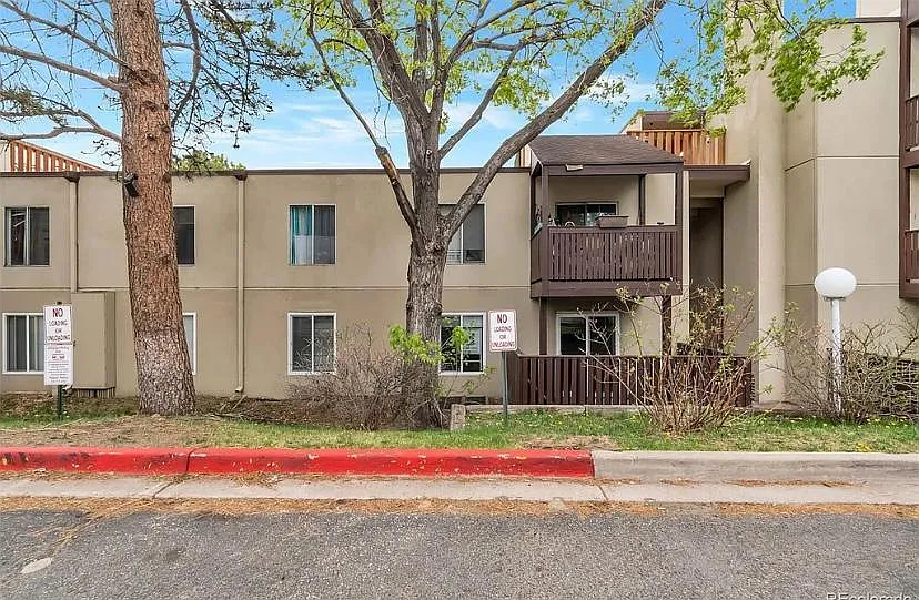 9995 E Harvard Ave #R284