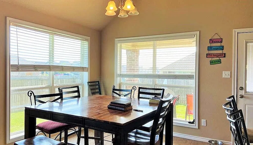 3512 Haverford Rd — Photo 3