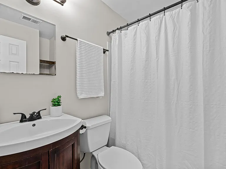 408 Lineberry Rd — Photo 31