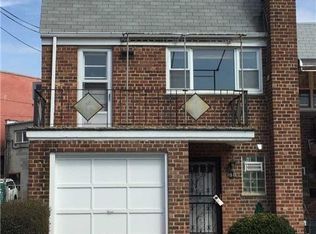 19515 37th Ave, Flushing, NY 11358
