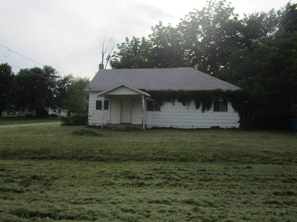 2nd image of 615 S Missouri St