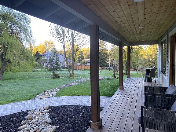 2nd image of 27020 NE Kennedy Dr