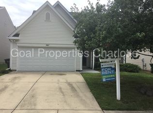 10807 Glenluce Ave, Charlotte, NC 28213