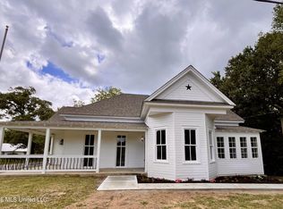 103 S 3rd St, Wiggins, MS 39577