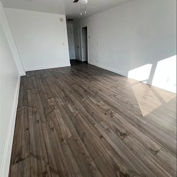 201 Saint Pauls Ave #4V — Photo 3
