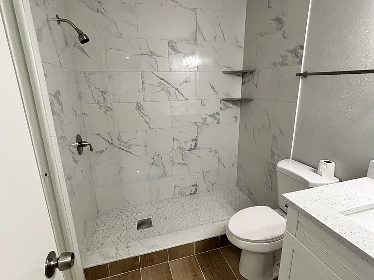 14025 Village View Dr — Photo 7
