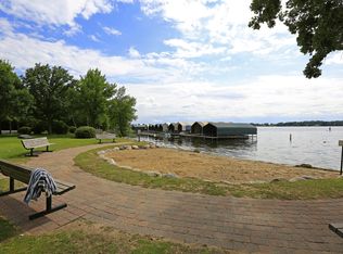 3124 Brooks Ln, Wayzata, MN 55391