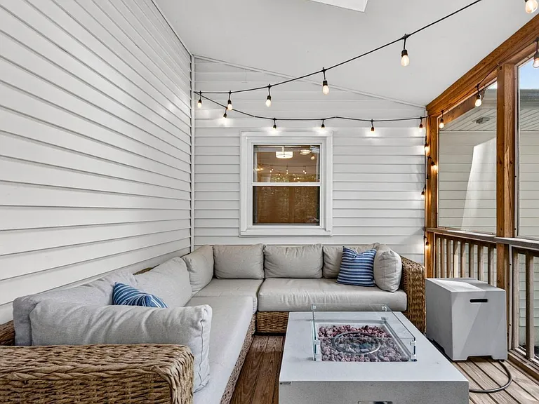 1109 Hillcrest Dr SW — Photo 38