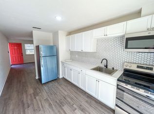 414 SE 8th St APT A, Gainesville, FL 32601