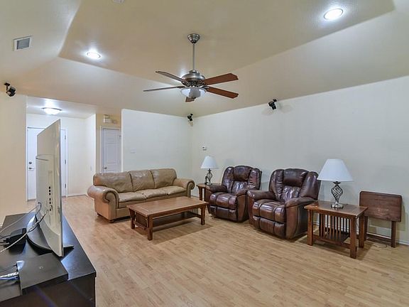 5th image of 1850 Timberline Dr