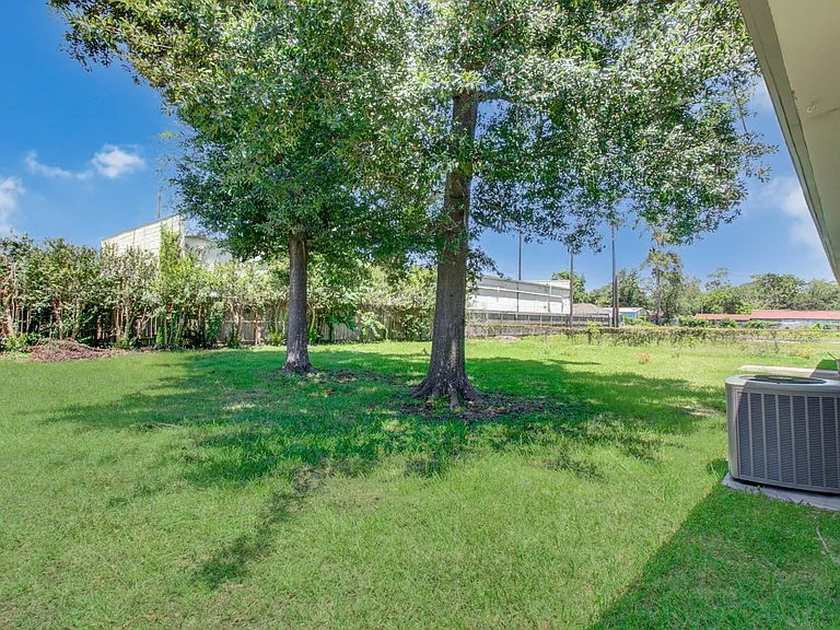 1417 Longhorn Dr — Photo 28