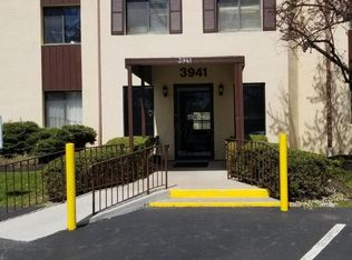 3941 Karl Rd APT 325, Columbus, OH 43224