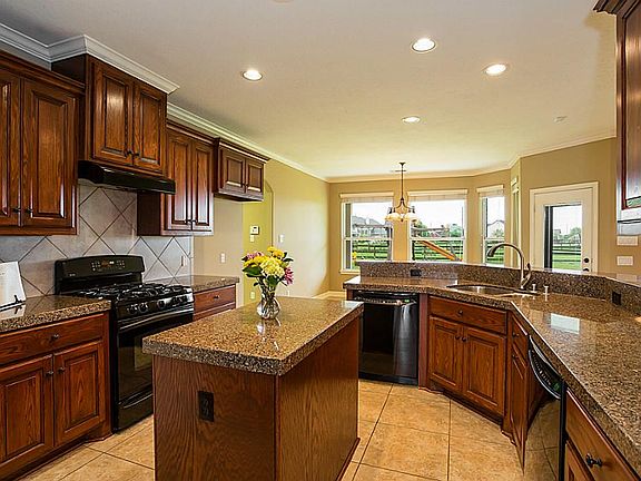 5th image of 1702 Wild Palomino Dr