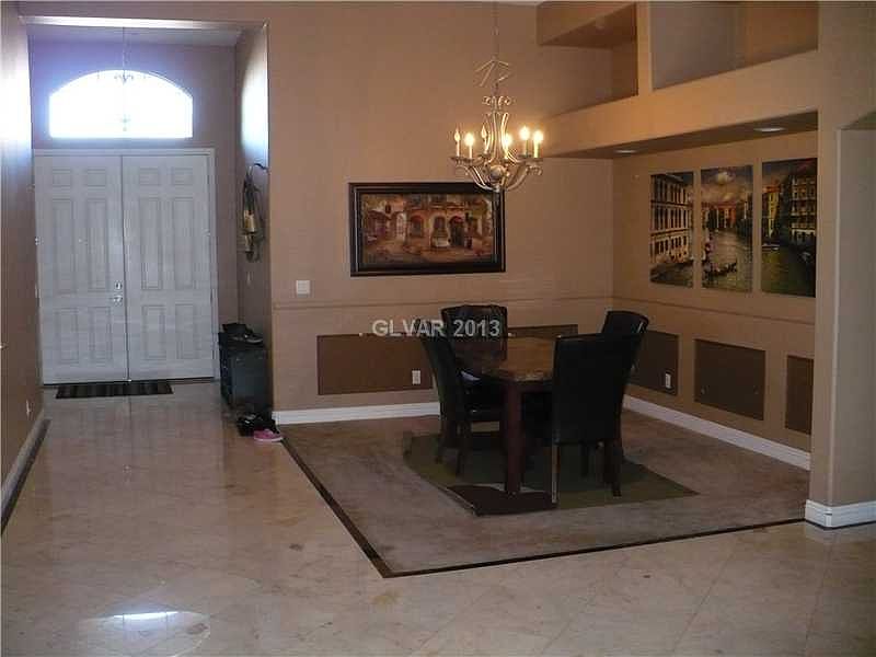 1st image of 9577 Gondolier St