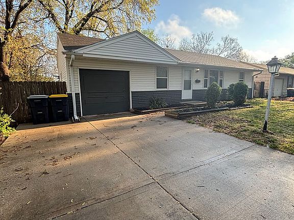 3rd image of 5906 E 99th Ter