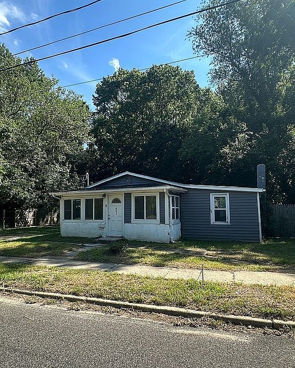 1st image of 451 Deptford Ave