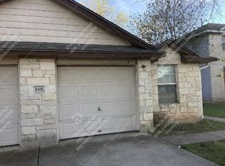 1001 Christopher Ave APT B, Round Rock, TX 78681