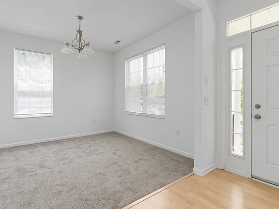 4th image of 5170 Horseshoe Falls Dr