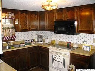 4th image of 1312 Chimney Springs Dr SE