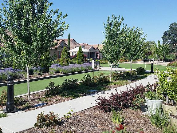 4th image of 1025 Volonne Dr