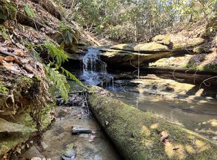 1 Reed Hurt Rd, Campton, KY 41301