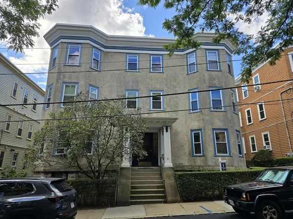 8-10 Chatham St Unit 4, Cambridge, MA 02139