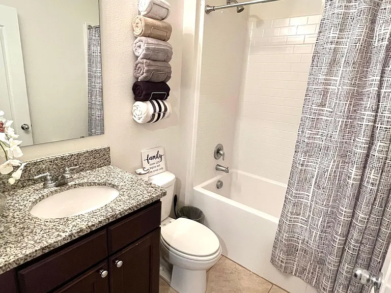 3211 Surfbird St — Photo 9